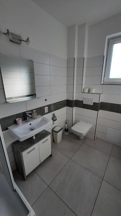 Penzion u vody Plzeň Esterno foto